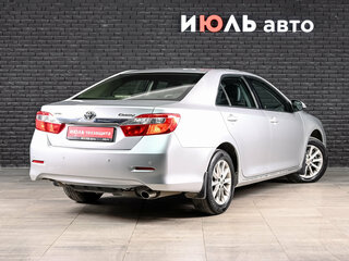 2012 Toyota Camry VII (XV50), серебристый, 1630000 рублей, вид 4