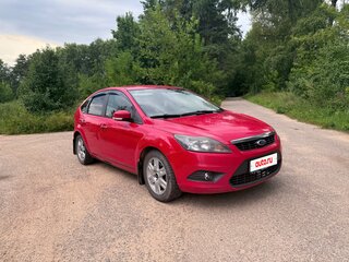 2010 Ford Focus II Рестайлинг, красный, 540000 рублей, вид 3