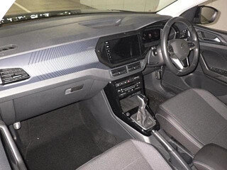 2022 Volkswagen T-Cross I, чёрный, 1138000 рублей, вид 3