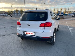 2012 Volkswagen Tiguan I Рестайлинг, белый, 1350000 рублей, вид 4