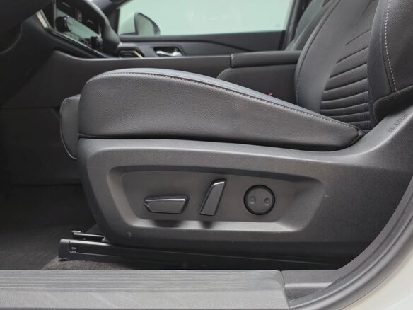2023 Nissan Qashqai III, белый, 1360000 рублей - вид 9