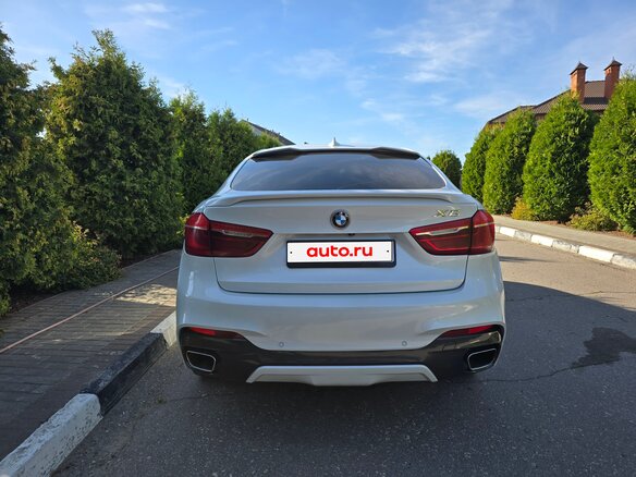2017 BMW X6 40d II (F16), белый, 4250000 рублей - вид 5
