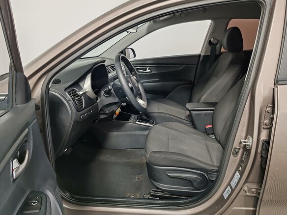 2022 Kia Rio IV Рестайлинг, серый, 1649000 рублей - вид 12