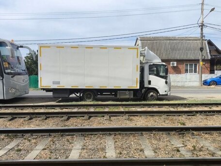 2013 Isuzu Elf (N-series), белый, 1250000 рублей, вид 1