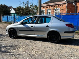 2007 Peugeot 206, серебристый, 230000 рублей, вид 3