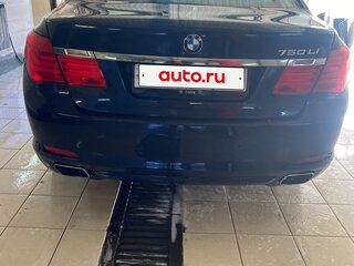 2011 BMW 7 серии Long 750Li xDrive V (F01/F02/F04), синий, 1400000 рублей, вид 2