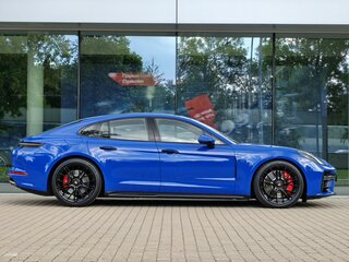 2026 Porsche Panamera GTS III, синий, 28700000 рублей, вид 4