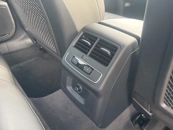 2018 Audi A4 V (B9), белый - вид 15