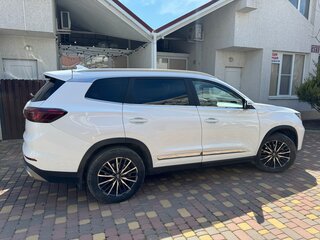 2021 Chery Tiggo 8 Pro I, белый, 1533333 рублей, вид 4