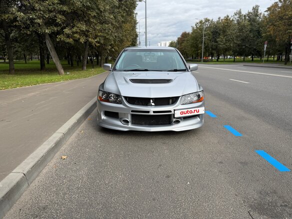 2001 Mitsubishi Lancer Cedia IX, серебристый - вид 1