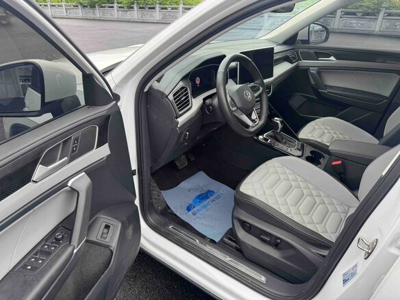 2023 Volkswagen Tayron I Рестайлинг, белый, 2440000 рублей - вид 7
