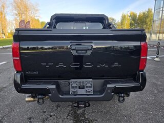 2024 Toyota Tacoma IV, чёрный, 9500000 рублей, вид 4