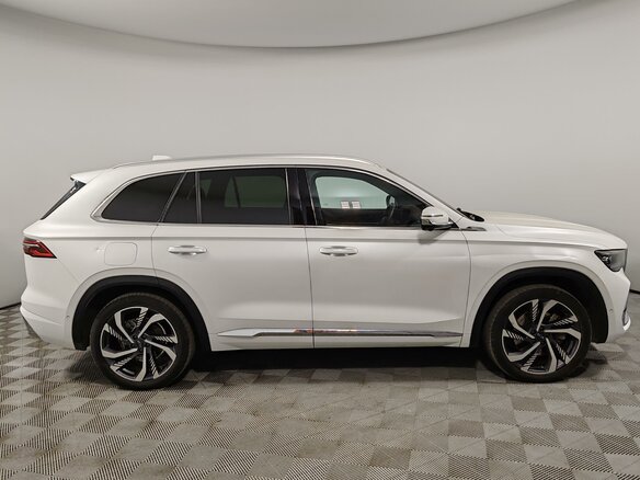 2024 Geely Monjaro I, белый, 3035000 рублей - вид 3