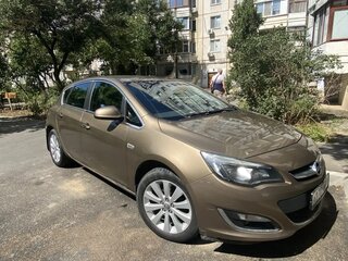2012 Opel Astra J Рестайлинг, бежевый, 1030000 рублей, вид 5