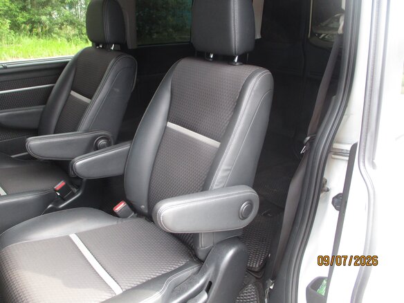 2015 Honda Stepwgn V, белый - вид 21