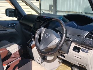 2012 Nissan Serena IV (C26), чёрный, 1190000 рублей, вид 2