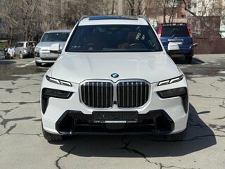 2025 BMW X7 40i I (G07) Рестайлинг, белый, 13000000 рублей, вид 2