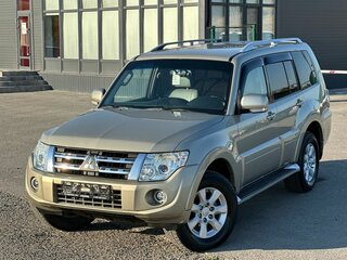 2012 Mitsubishi Pajero IV Рестайлинг 1, бежевый, 1720000 рублей, вид 2
