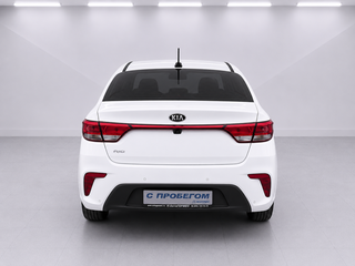 2020 Kia Rio IV, белый, 1570000 рублей, вид 3