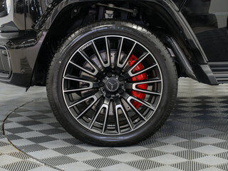 2026 Mercedes-Benz G-Класс AMG 63 AMG II (W465) Рестайлинг, чёрный, 30990000 рублей, вид 3