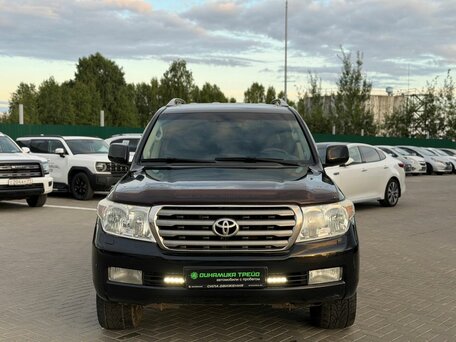 2011 Toyota Land Cruiser 200 Series, чёрный, 2850000 рублей, вид 2