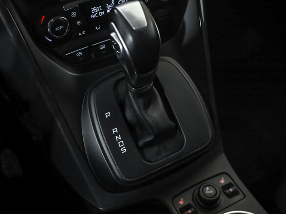 2016 Ford Kuga II, чёрный, 1099000 рублей - вид 17