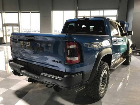 2026 Ram 1500 TRX SRT V Рестайлинг, синий, 18120000 рублей, вид 5