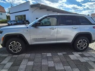 2026 Jeep Grand Cherokee 4xe V (WL), серый, 9915348 рублей, вид 3