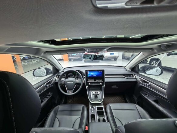 2023 Haval M6 Plus II, белый, 1250000 рублей - вид 9
