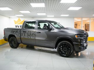 2026 Ram 1500 Crew Cab V Рестайлинг, серый, 10499000 рублей, вид 3
