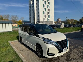 2020 Nissan Serena V (C27) Рестайлинг, белый, 2525000 рублей, вид 1