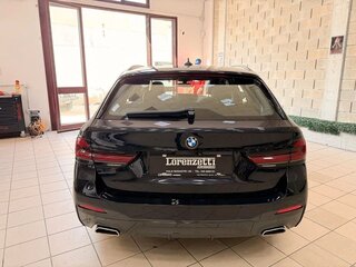 2022 BMW 5 серии 518d VII (G30/G31/G38) Рестайлинг, синий, 3599999 рублей, вид 4