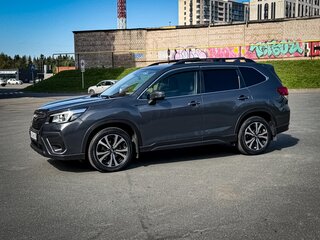 2020 Subaru Forester V, серый, 3450000 рублей, вид 4