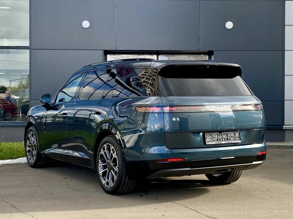 2025 Lynk & Co 900, синий, 8190000 рублей - вид 5