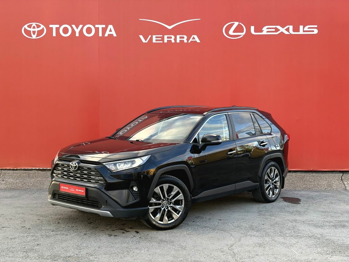 Открыть фотографии: Toyota RAV4 V (XA50)