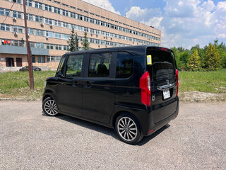 2019 Honda N-BOX II, чёрный, 820000 рублей, вид 2