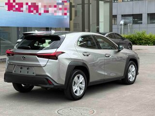 2023 Lexus UX 250h I, серый, 3998000 рублей, вид 4
