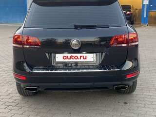2010 Volkswagen Touareg II, чёрный, 1740000 рублей, вид 3