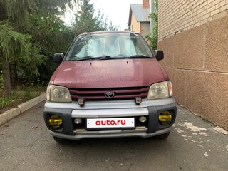 1997 Toyota Town Ace Noah III, серебристый, 550000 рублей, вид 3