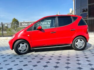 2001 Mercedes-Benz A-Класс 160 I (W168) Рестайлинг, красный, 280000 рублей, вид 3
