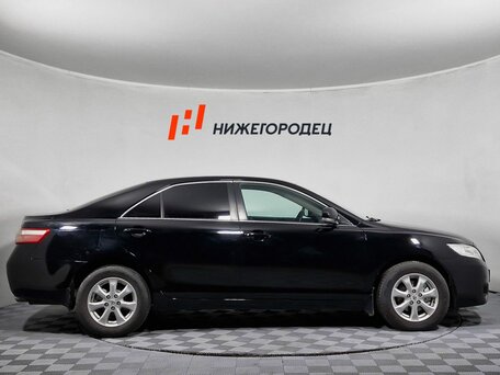 2010 Toyota Camry VI (XV40) Рестайлинг, чёрный, 999000 рублей, вид 4