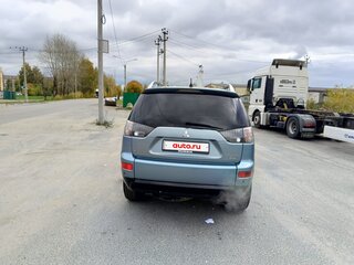 2008 Mitsubishi Outlander II, серый, 900000 рублей, вид 4
