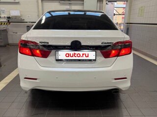 2013 Toyota Camry Japan Market VII (XV50), белый, 1200000 рублей, вид 3