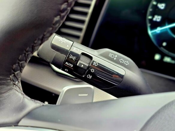 2023 Kia Sportage SWB V, серый - вид 16