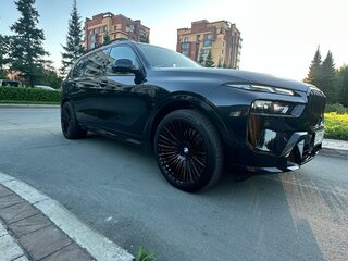 2022 BMW X7 40i I (G07) Рестайлинг, чёрный, 11700000 рублей, вид 5
