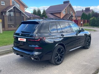 2023 BMW X7 40i I (G07) Рестайлинг, чёрный, 13500000 рублей, вид 5