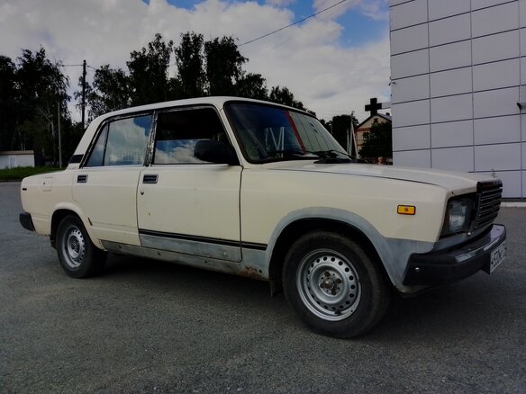 1990 Lada (ВАЗ) 2107, бежевый, 87000 рублей - вид 26
