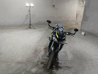 2021 Triumph Street Triple, чёрный, 880000 рублей, вид 3