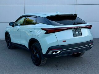 2023 Omoda C5 I, зелёный, 1870000 рублей, вид 4