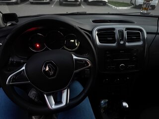 2020 Renault Sandero Stepway II Рестайлинг, коричневый, 899000 рублей, вид 3